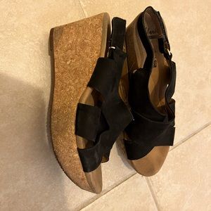 Clark’s wedges